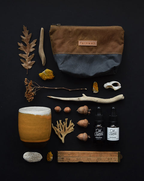 Designed and handcrafted in a seaside studio in Aberdeen, this beautiful and practical pouch is perfect for keeping all your essentials safe when out on your everyday adventures. It's made from waxed cotton canvas which is water resistant and durable.