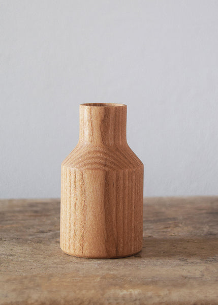 Handcrafted Wooden Vase by Selwyn House. Each Wooden Dry Bud Vase is individually hand-turned from sustainably-sourced offcuts and varying woods. Free gift wrapping and shipped using eco-friendly packaging.